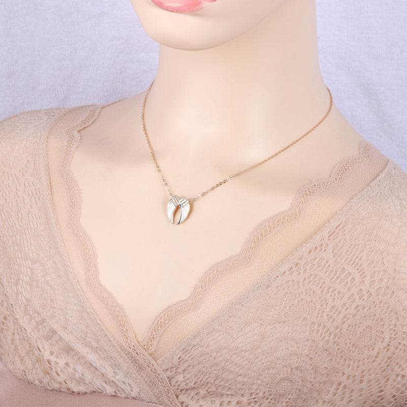 For Memorial - Hug from Heaven Wings Necklace